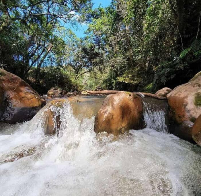 Chalé aconchegante em estância climática Santo Antônio do Leite Exterior foto